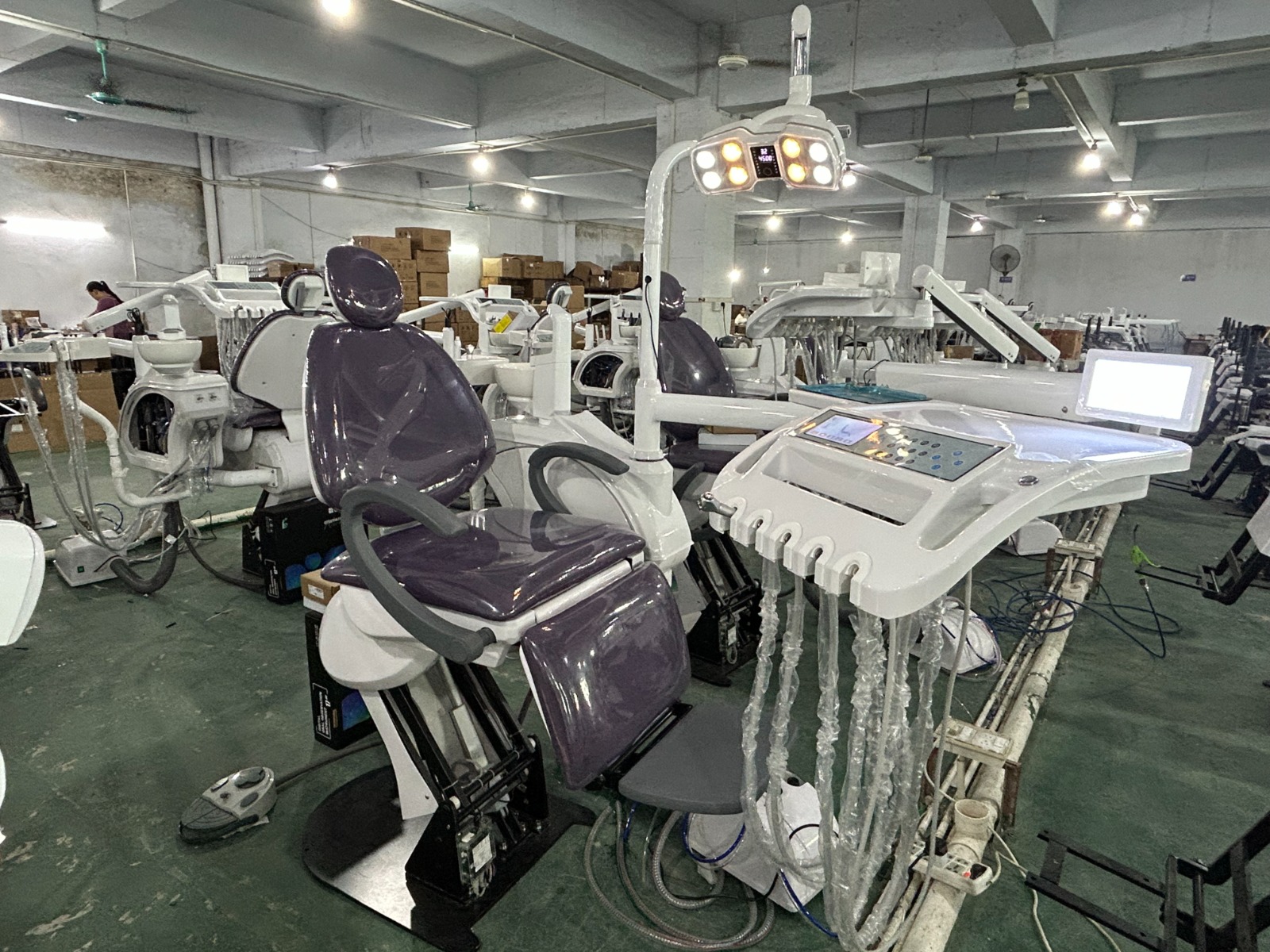 Kalstein Secures Major Contract in Iraq: 47 Dental Chairs Delivered to Al-Andhima Scientific Bureau